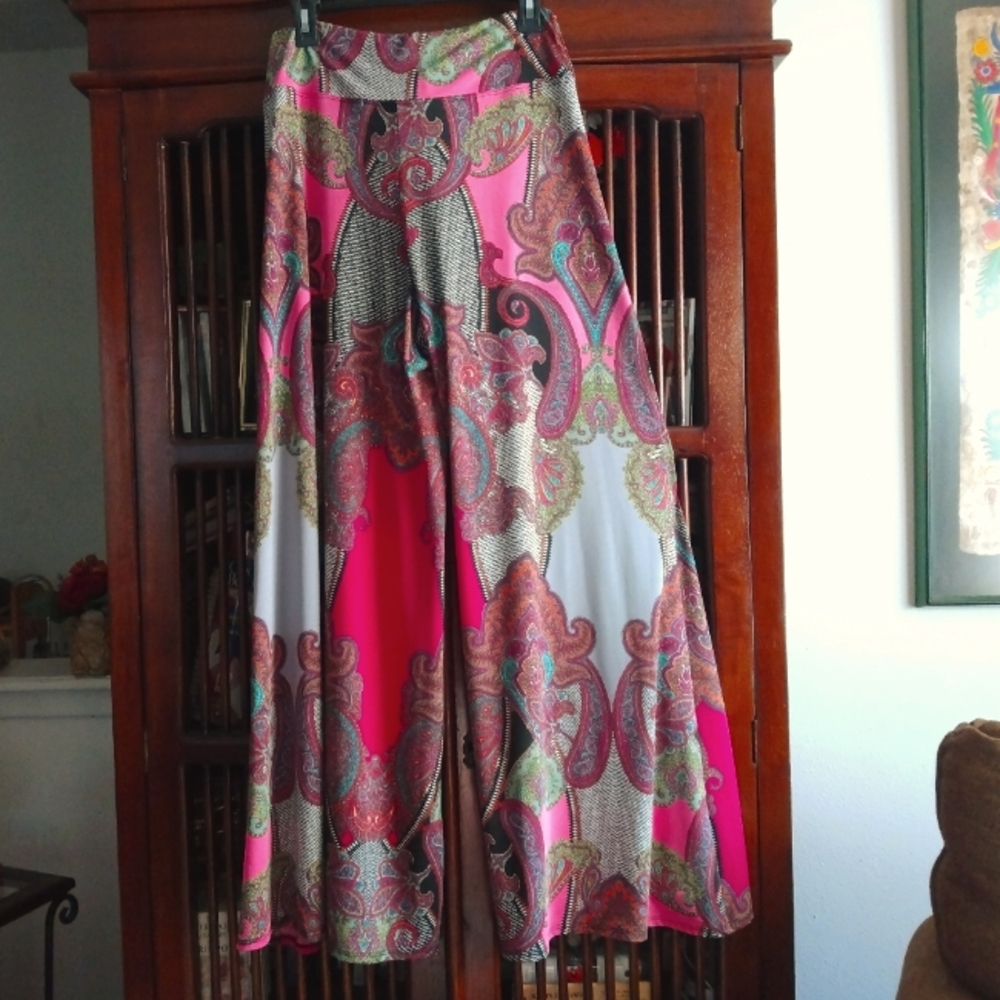 Versona Wide Leg Print Pants